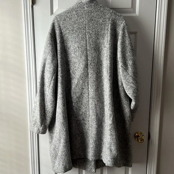 Torrid Marled Light Grey Hacci Funnel Neck Coat size 4 - Picture 8 of 12